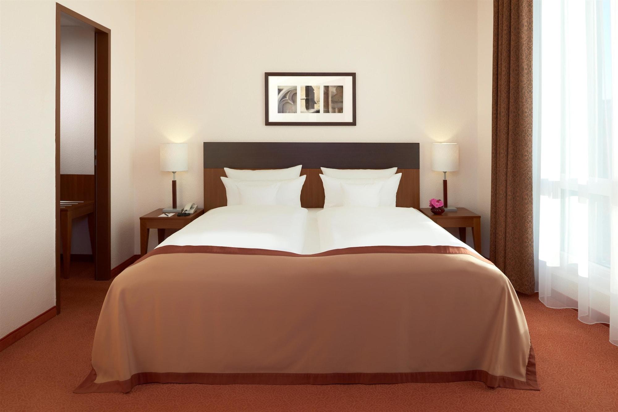 Dorint Hotel Am Dom Ερφούρτη Εξωτερικό φωτογραφία