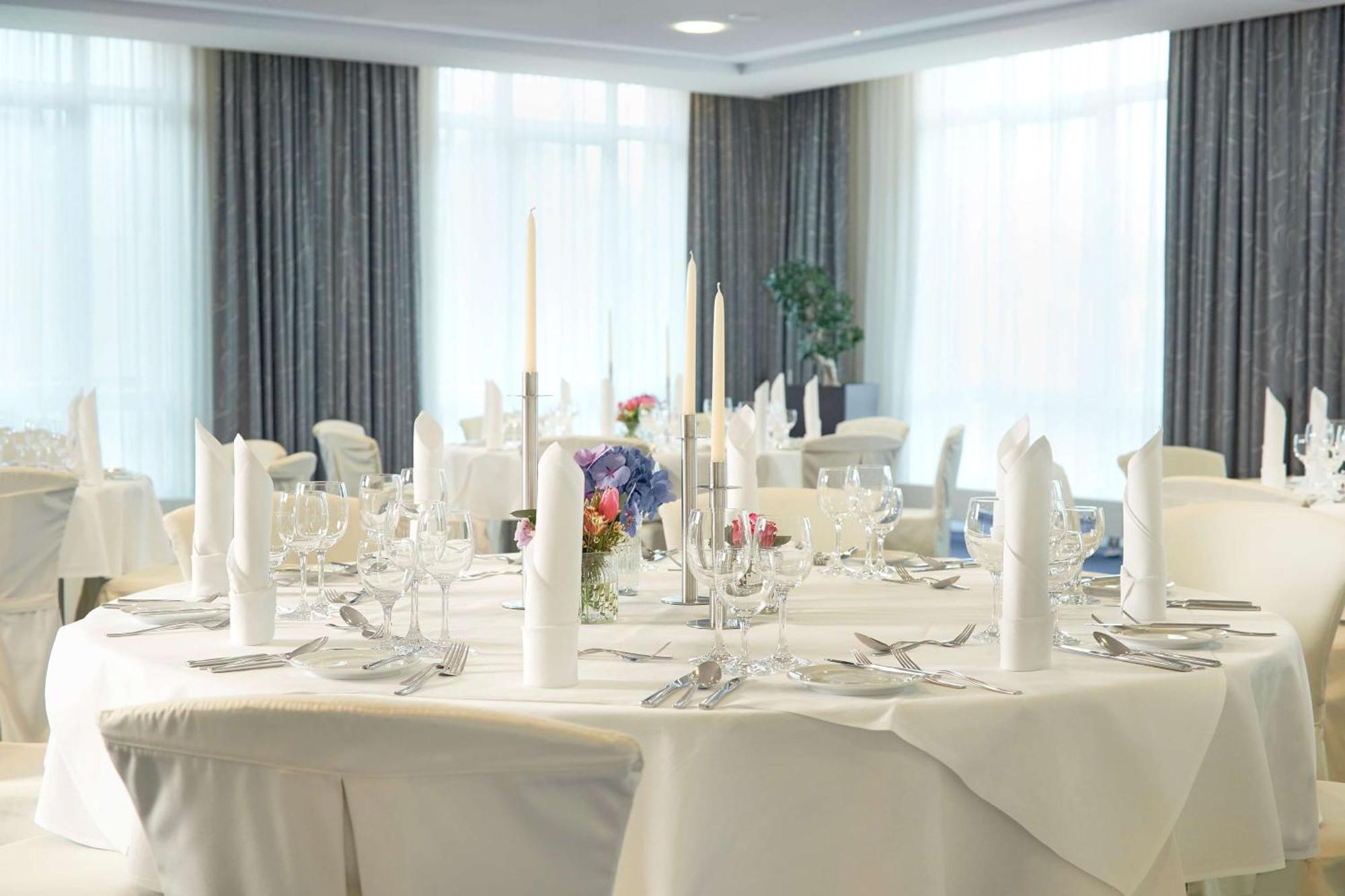 Dorint Hotel Am Dom Ερφούρτη Εξωτερικό φωτογραφία