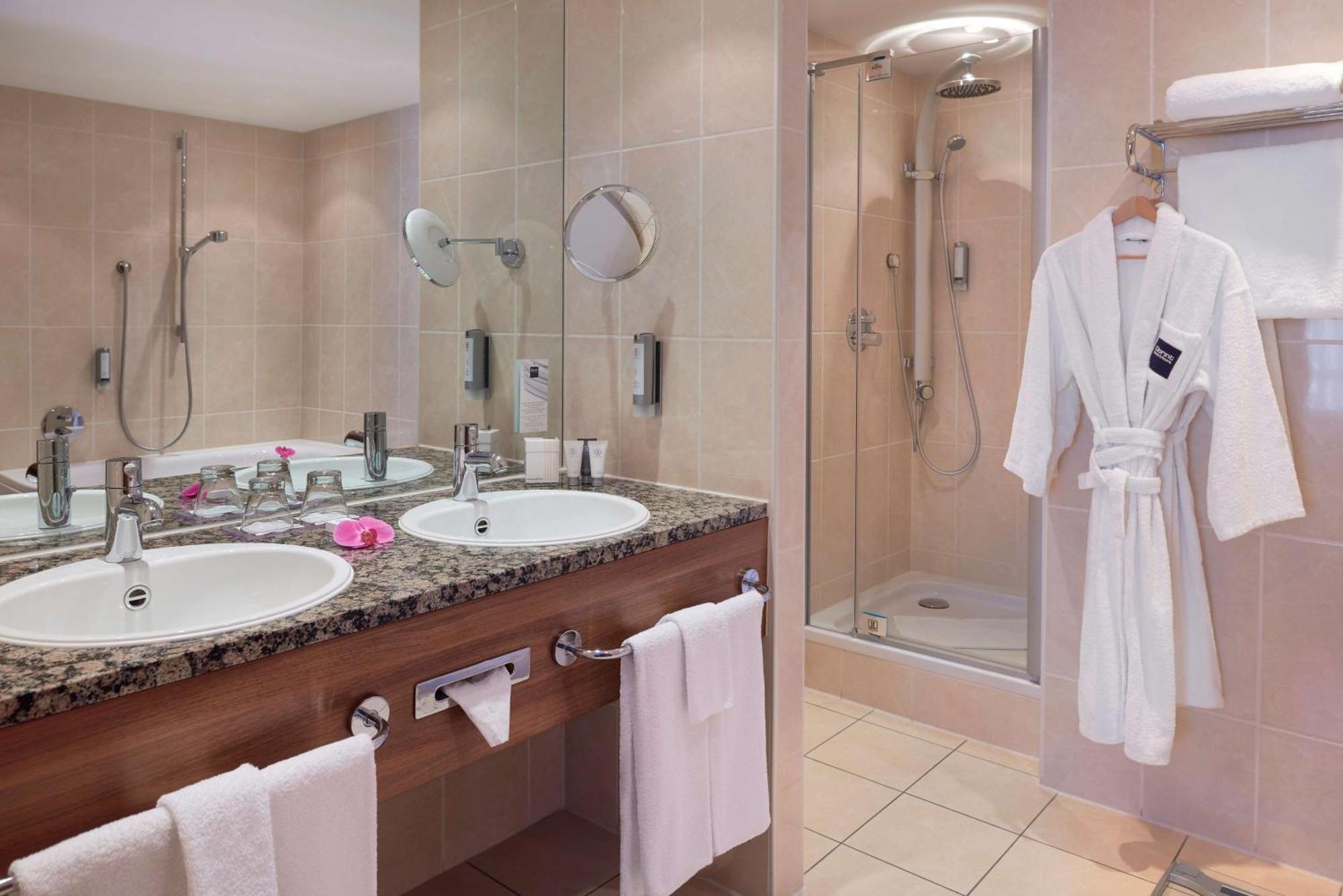 Dorint Hotel Am Dom Ερφούρτη Εξωτερικό φωτογραφία