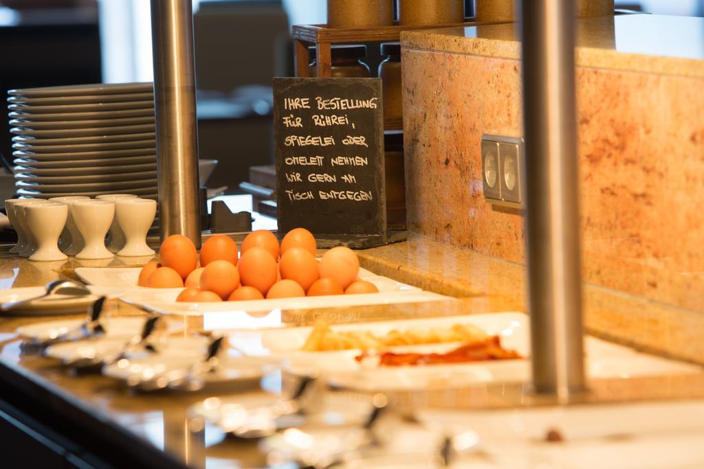 Dorint Hotel Am Dom Ερφούρτη Εξωτερικό φωτογραφία
