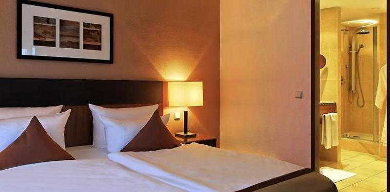 Dorint Hotel Am Dom Ερφούρτη Εξωτερικό φωτογραφία